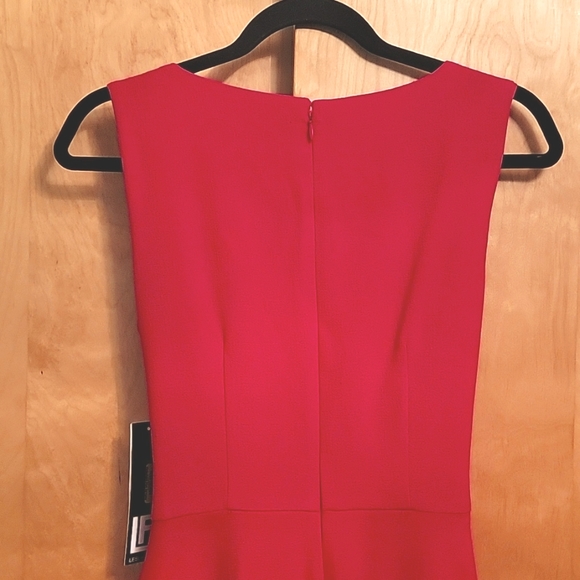 Leslie Fay Sleeveless Red Tie Waist Dress - Picture 6 of 8